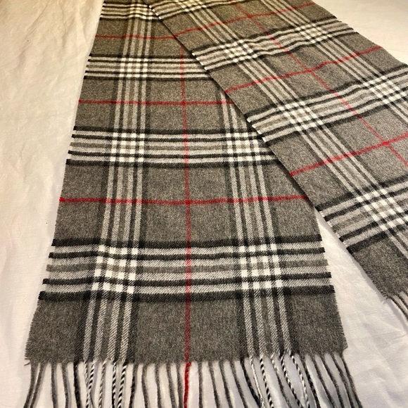 New100% Cashmere Fringed Murano Scarf Wrap Plaid Black / White/ Grey 64" - Picture 2 of 8